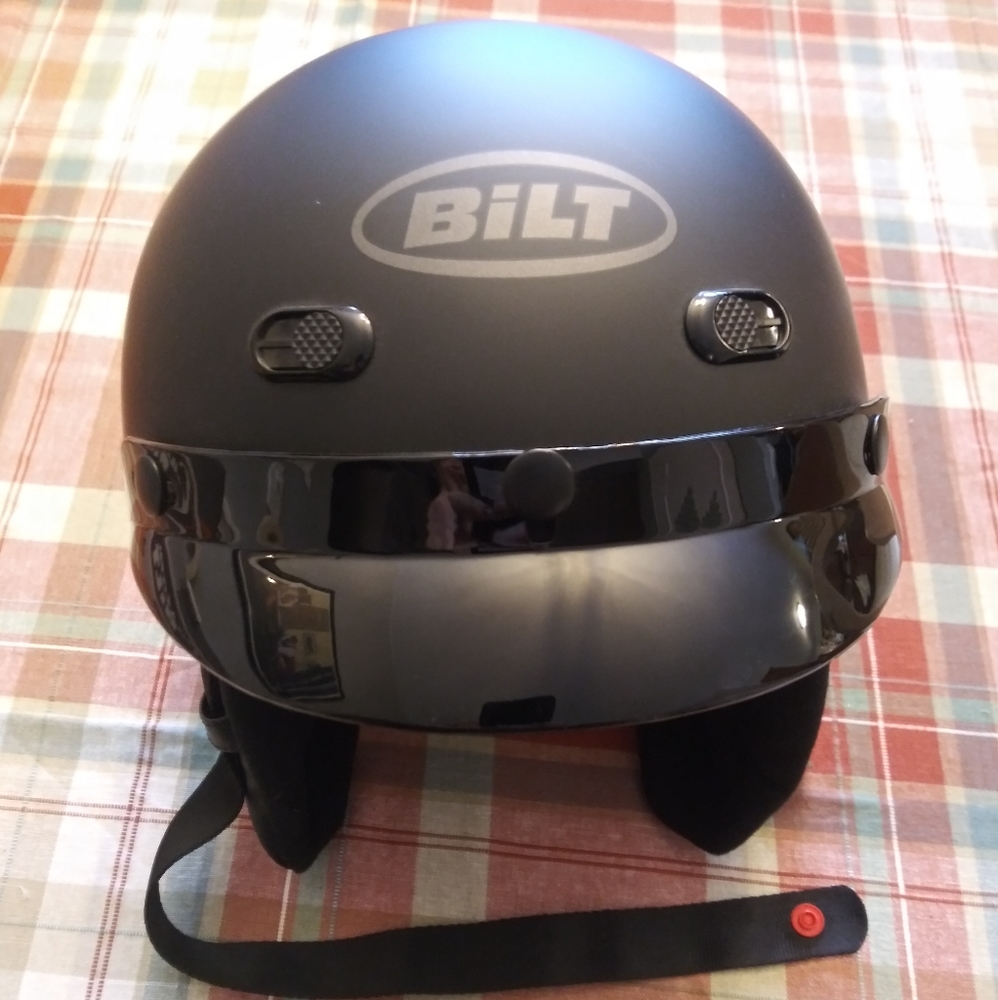 Bilt helmet size large never used